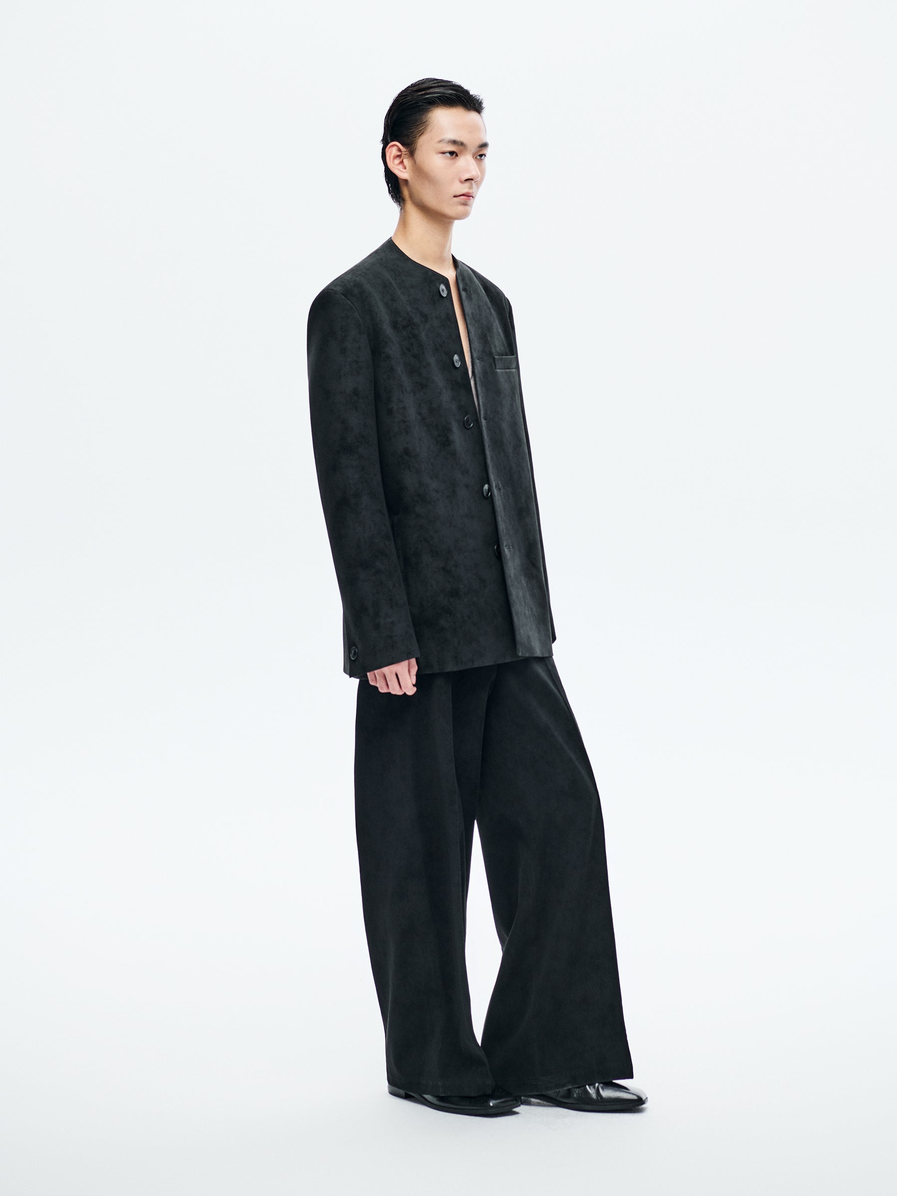 BLACK SUEDE COLLARLESS BLAZER