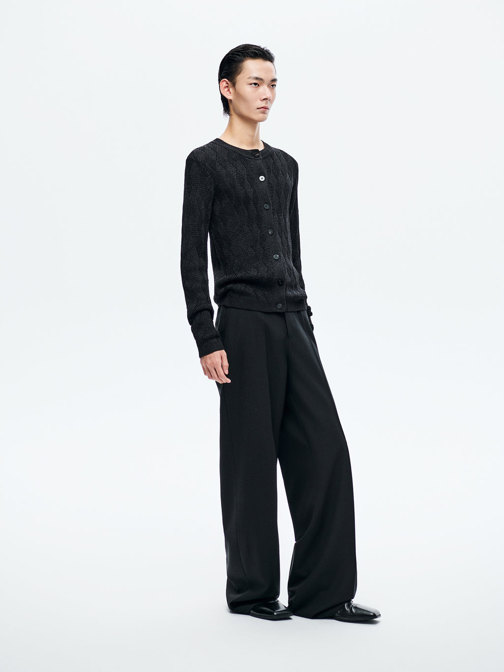 BLACK WOVEN TEXTURED KNIT CARDIGAN