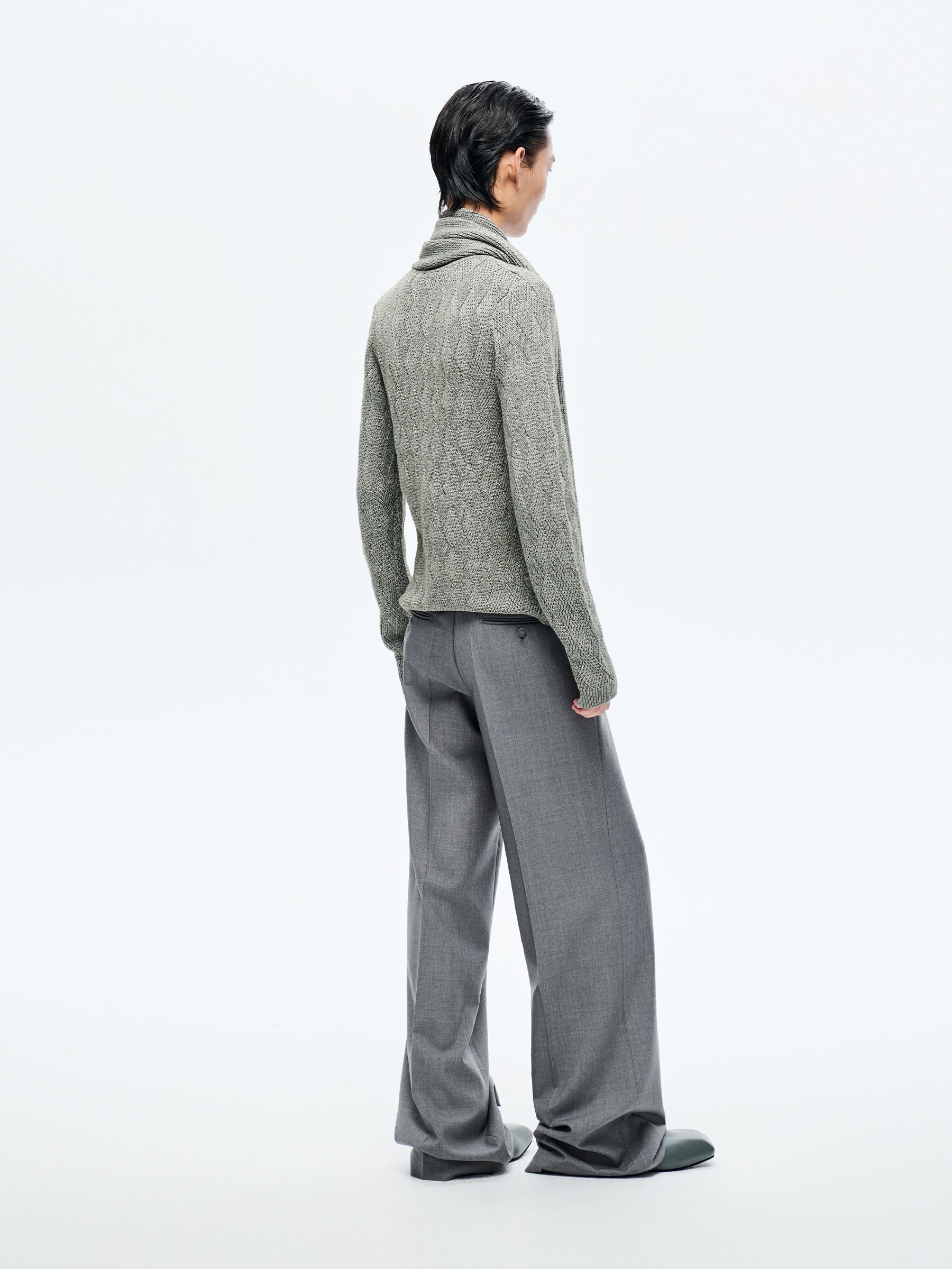 GRAY WOVEN TEXTURED KNIT CARDIGAN