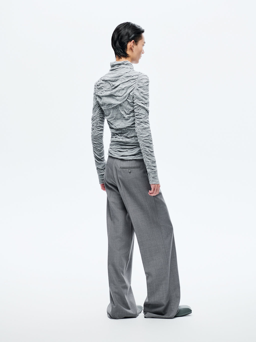 GREY SILK TURTLENECK SWEATER