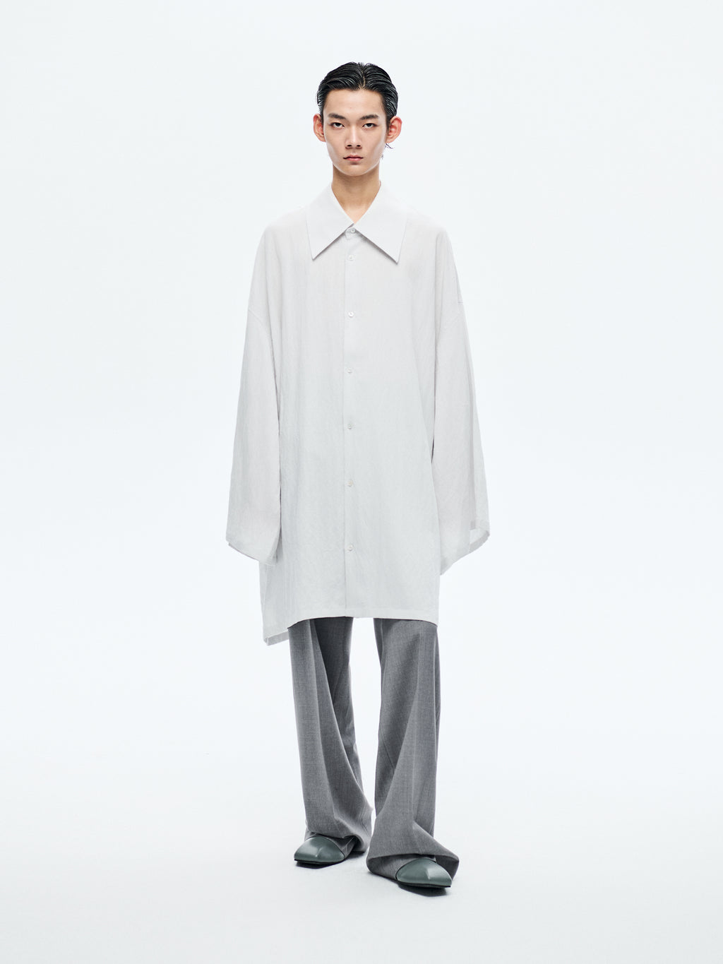 LIGHT GREY LOOSE SHIRT