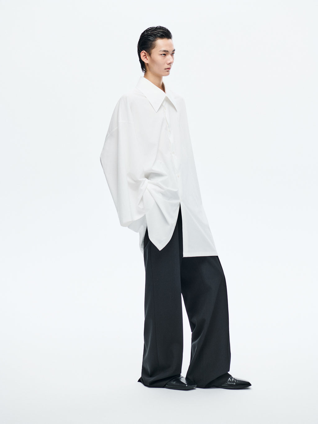 WHITE POLYESTER LOOSE SHIRT