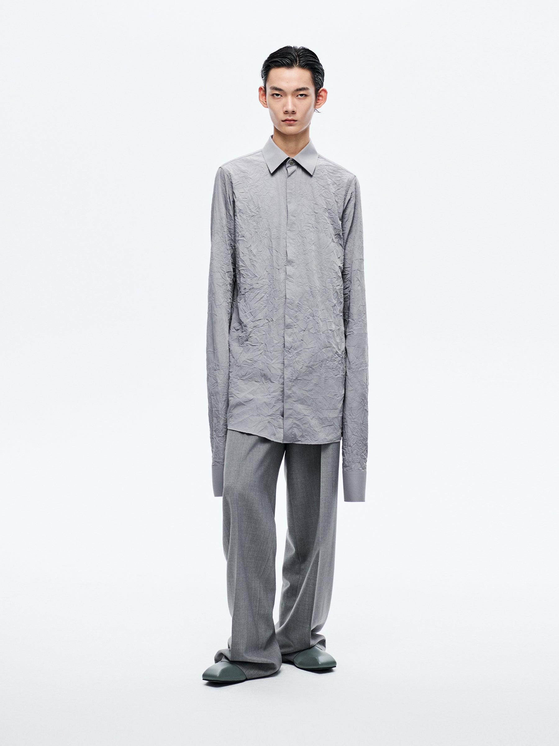 GREY TEXTURE PLEATED SLEEVE SHIRT