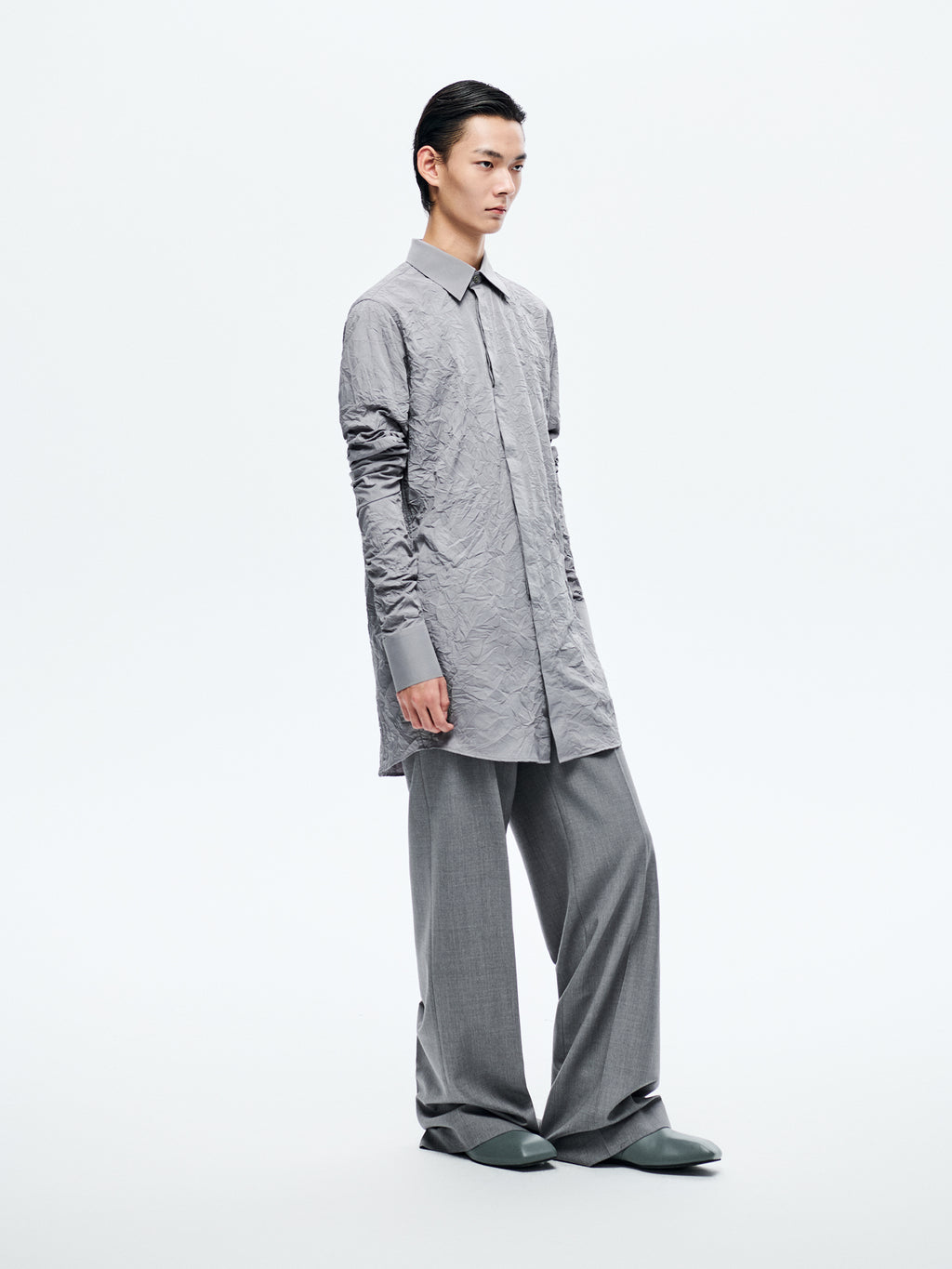 GREY TEXTURE PLEATED SLEEVE SHIRT