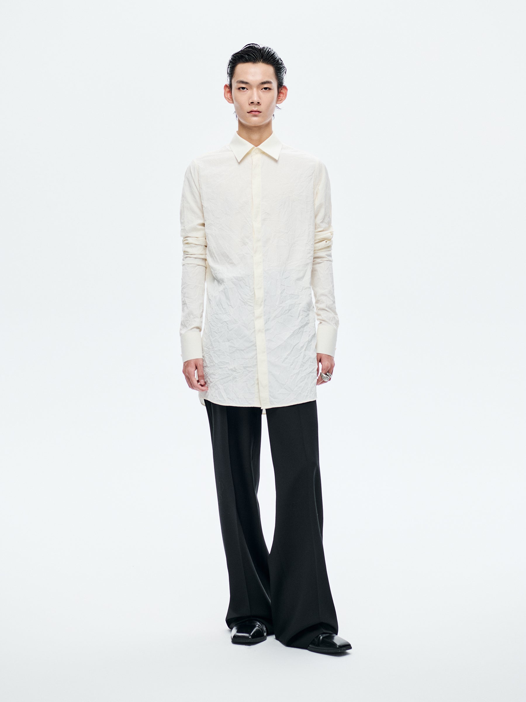 WHITE TEXTURE PLEATED SLEEVE SHIRT