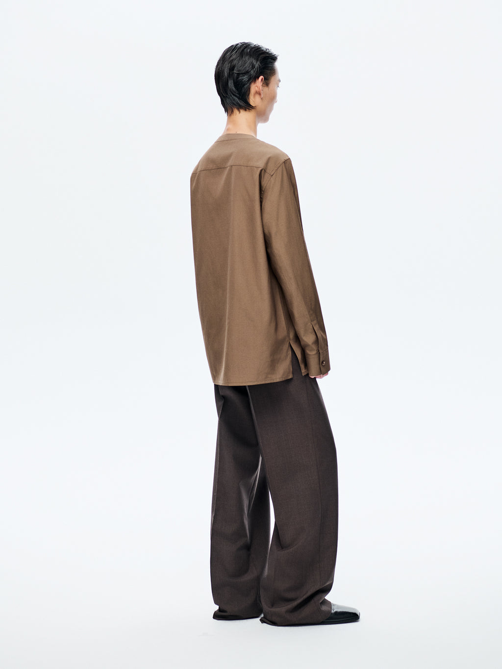 BROWN CREW NECK ASYMMETRIC SHIRT